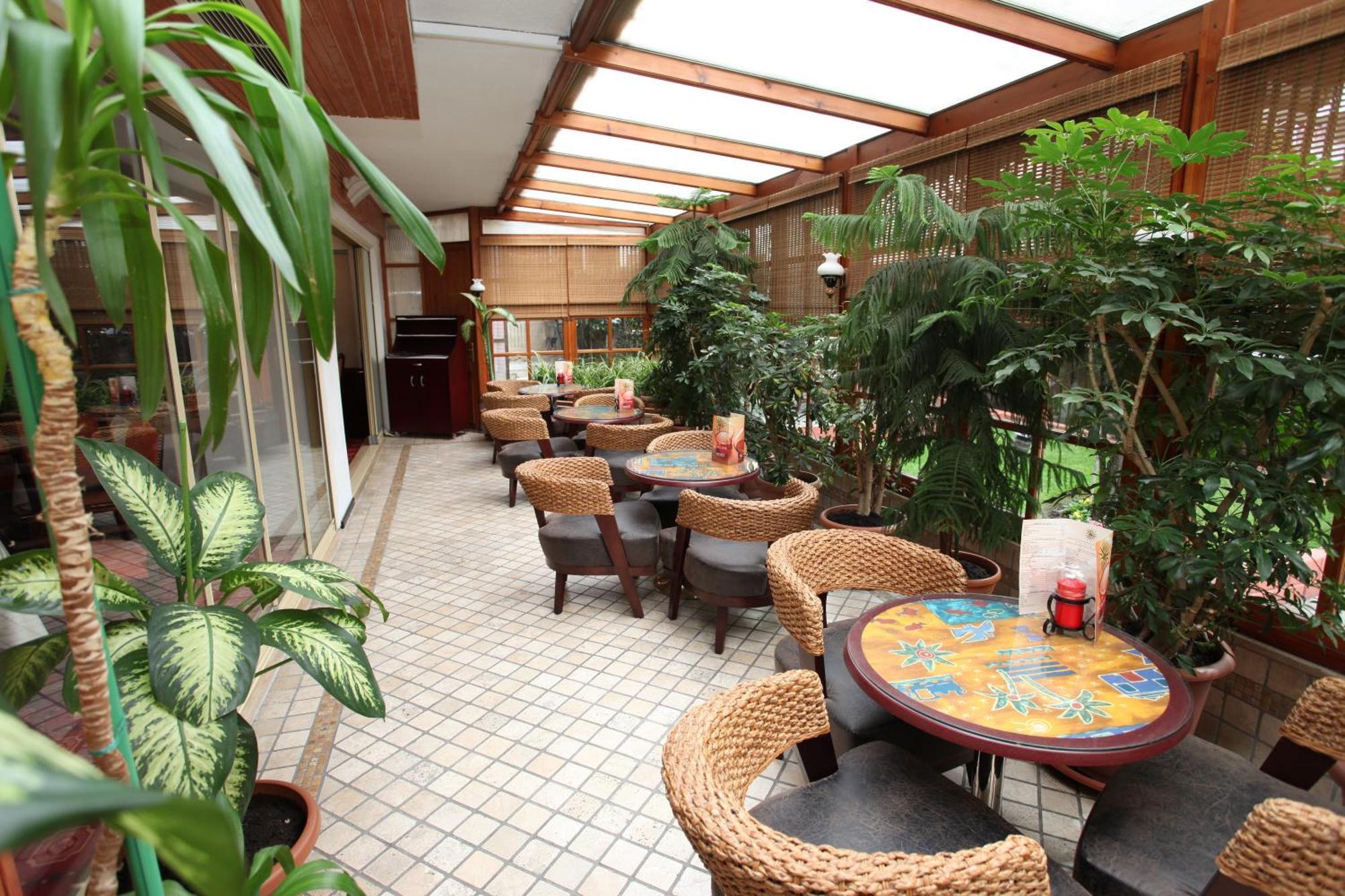 Guenes Hotel Merter Isztambul Étterem fotó